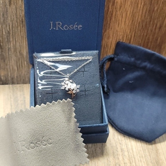 J. Rosee 925 Silver Rose Gold Cubic Zirconia Flower Pendant Necklace - Picture 4 of 5